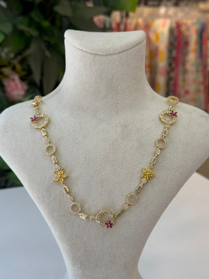 Çiçek Halkası Kolye