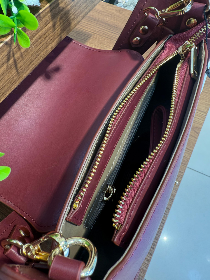 Bordo Kapaklı Deri Çanta
