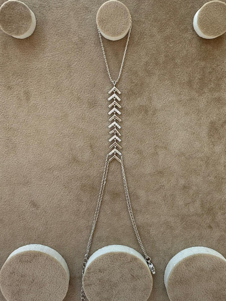 Gümüş Yön Şahmeran