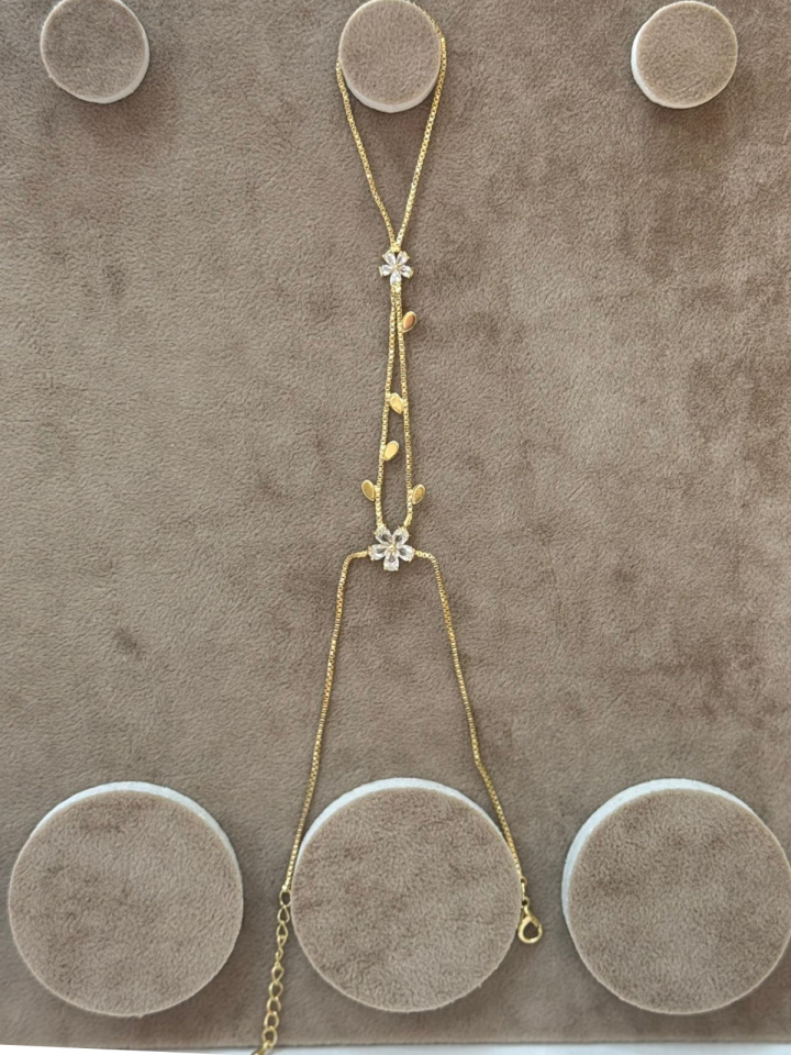 Çiçek Dokunuşu Şahmeran