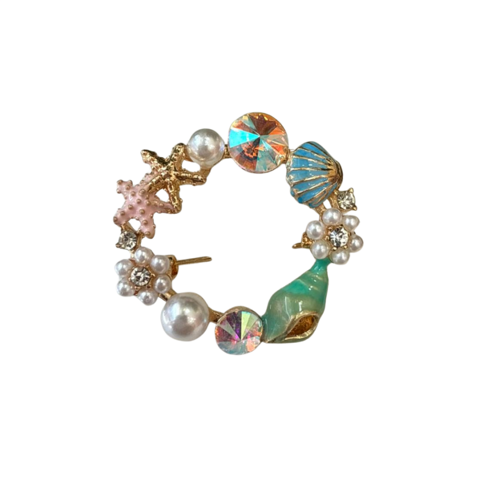 Mercan Çemberi Broş